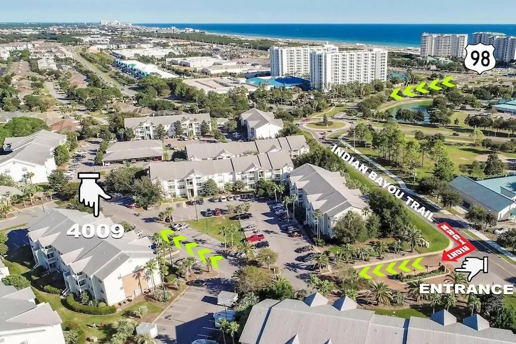 Hidden Gem - Pool Access, Walk To Beach Destin 0*,  United States